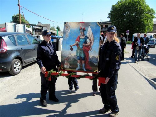 Gasilska povorka - na začetku sv. Florijan